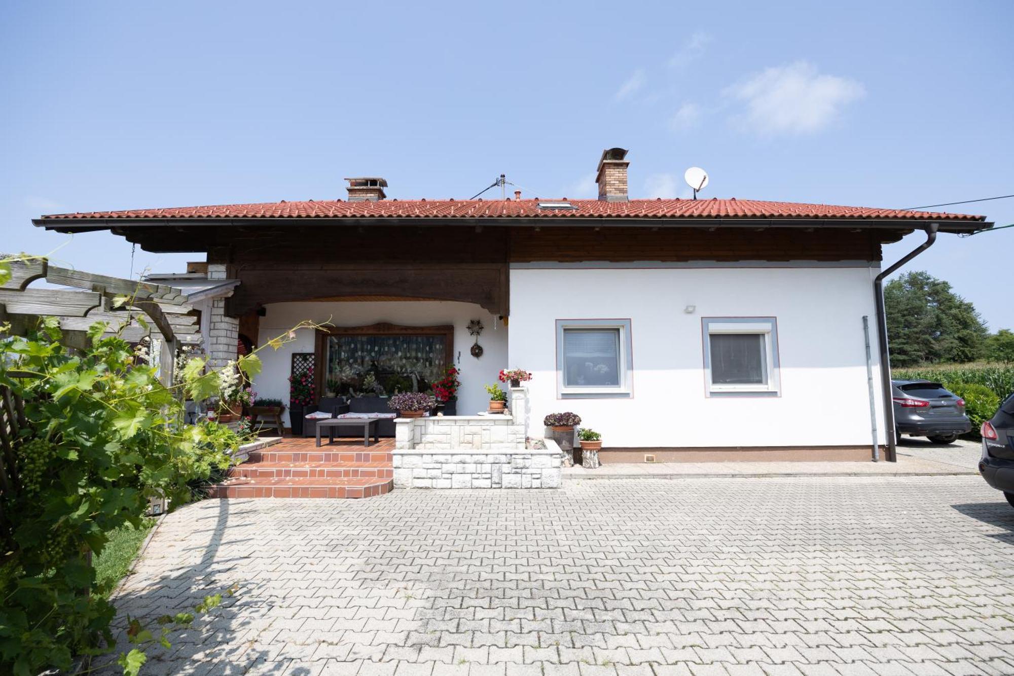 Christis Apartments Eberndorf Eksteriør billede