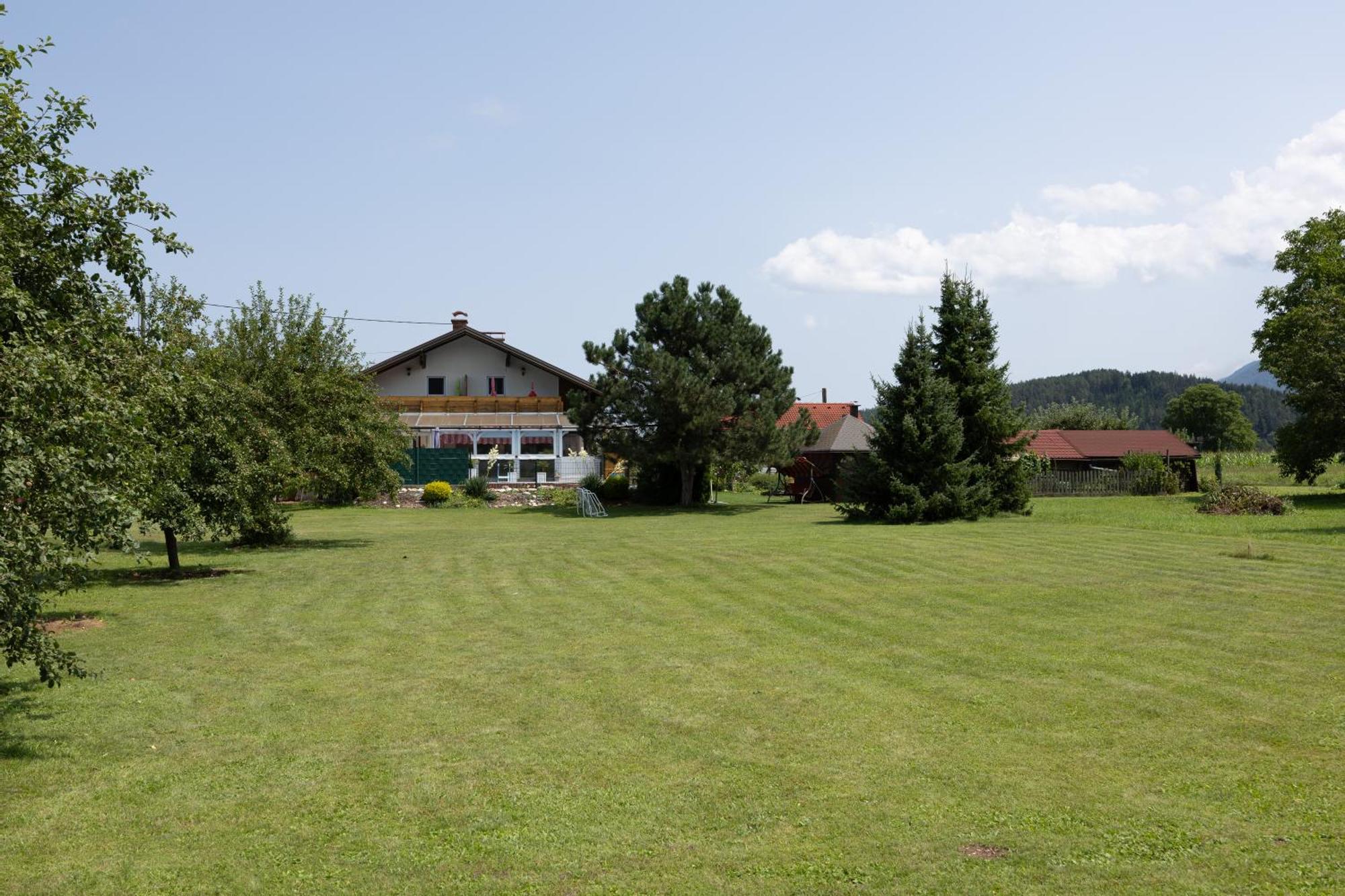 Christis Apartments Eberndorf Eksteriør billede
